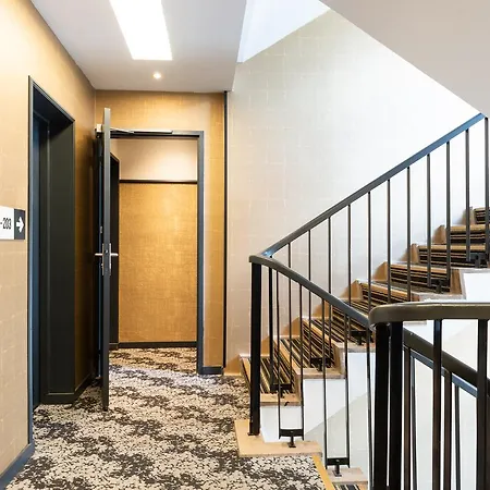 Hotel Kyriad Direct Centre Gare
