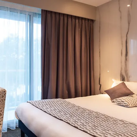 Kyriad Direct Centre Gare Hotel 2*