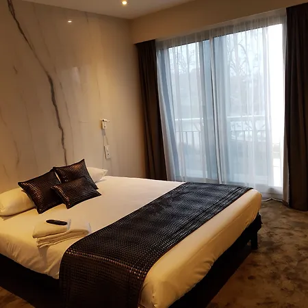 Kyriad Direct Centre Gare 2*