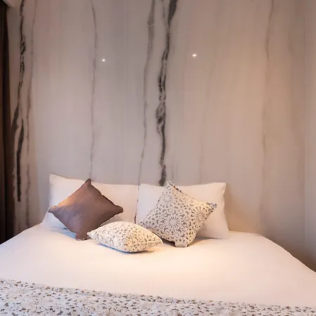 Kyriad Direct Centre Gare Hotel 2*