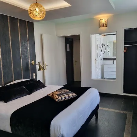 Kyriad Direct Centre Gare 2*