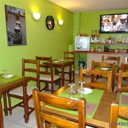 Kyriad Direct Centre Gare Hotel
