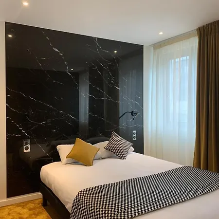 Hotel Kyriad Direct Centre Gare 2*