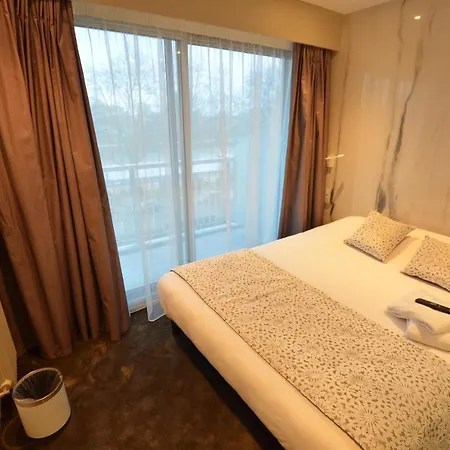 Hotel Kyriad Direct Centre Gare 2*