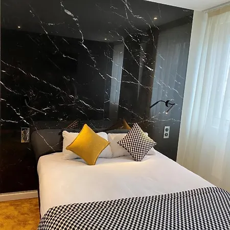 Hotel Kyriad Direct Centre Gare 2*